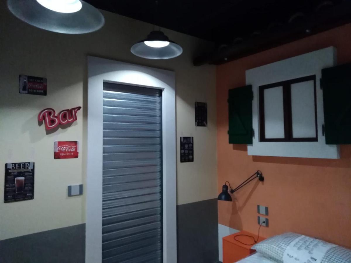 Thematic Rooms - Athema Atmosphere Триест Экстерьер фото